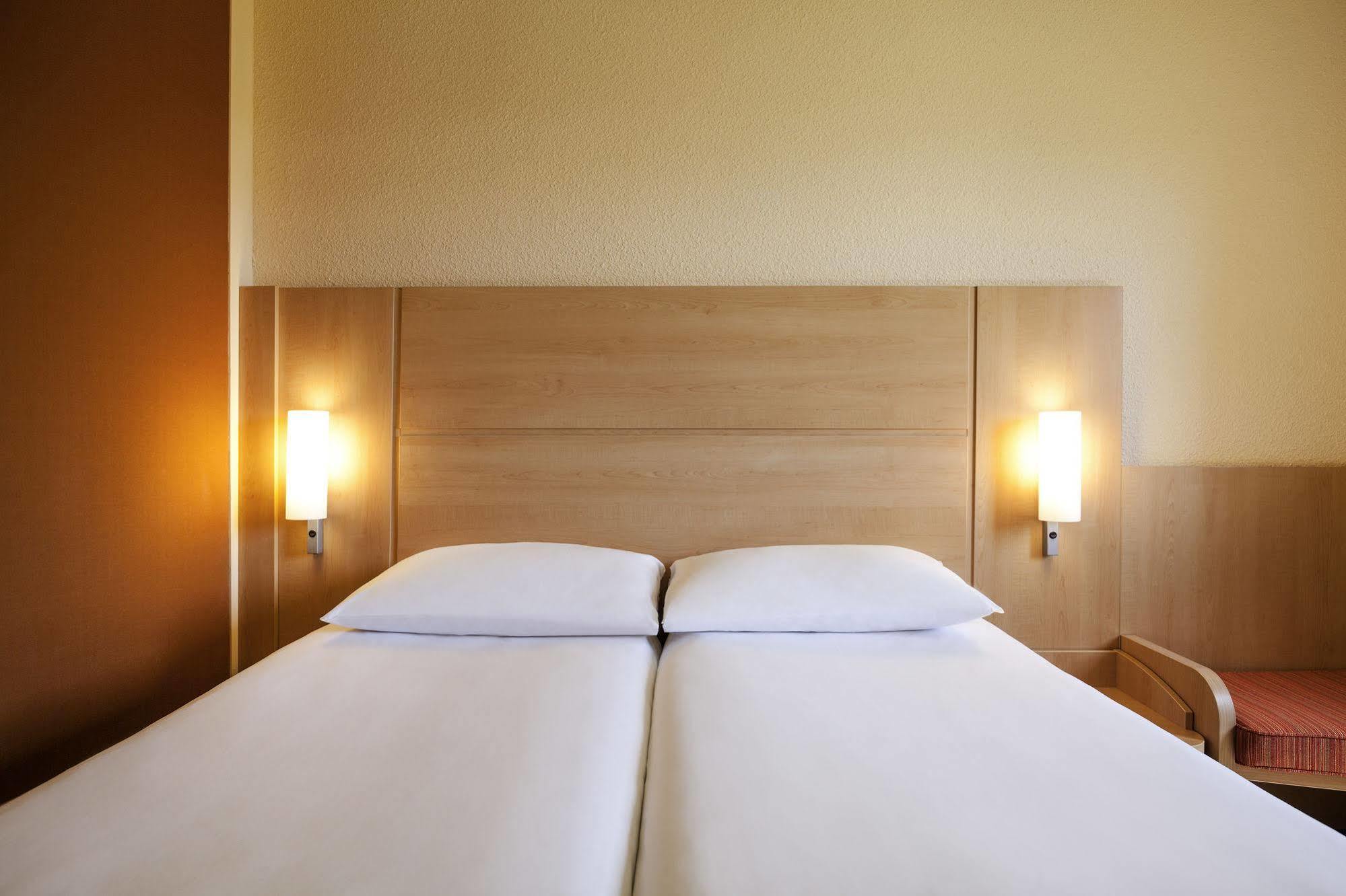 Ibis Geneve Petit Lancy Hotel Luaran gambar
